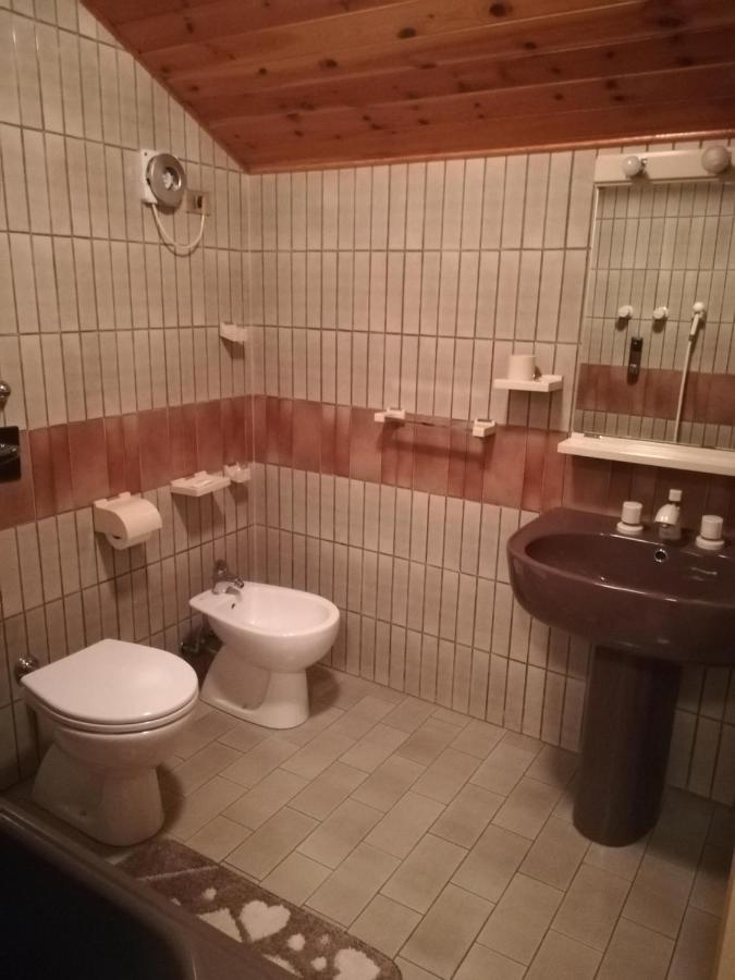 Tettuccio Montesole Aparthotel Ponte Di Legno Exteriör bild